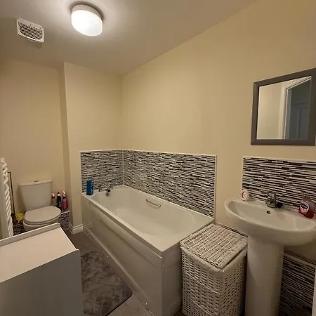 Check 247 * Bradford (West Yorkshire)